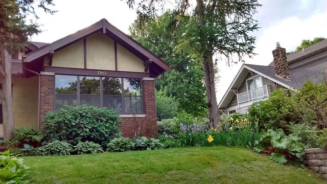 1369 Hamline Avenue N, Saint Paul, MN 55108