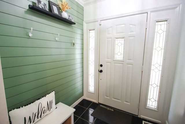 319 Mount View Dr, Sparta, TN 38583