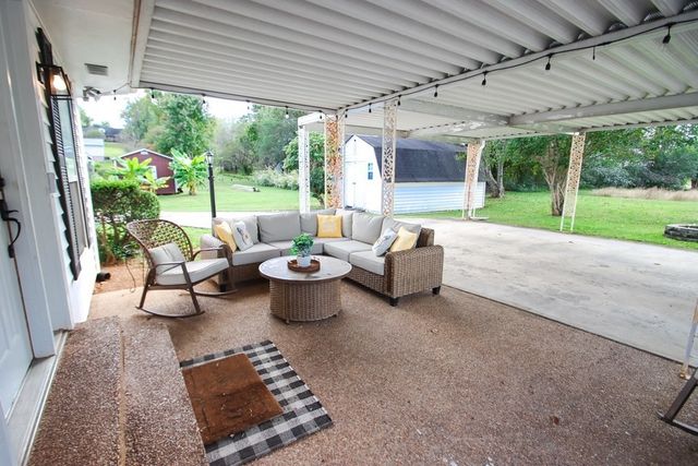 319 Mount View Dr, Sparta, TN 38583