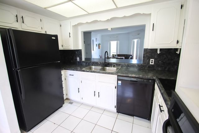 319 Mount View Dr, Sparta, TN 38583