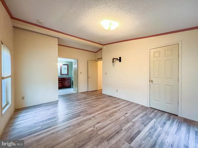 13 CLOVEDALE WAY, Souderton, PA 18964