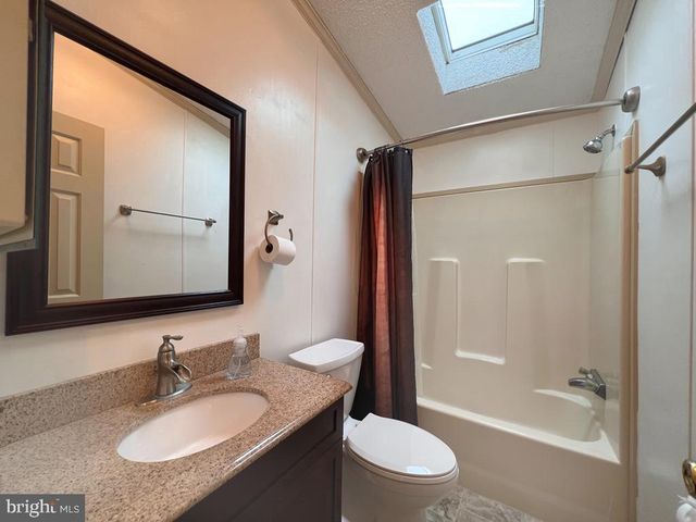 13 CLOVEDALE WAY, Souderton, PA 18964