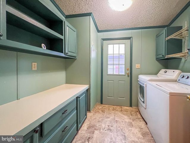 13 CLOVEDALE WAY, Souderton, PA 18964