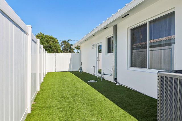 511 SE 9TH Avenue, Pompano Beach, FL 33060
