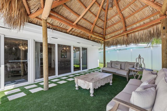 511 SE 9TH Avenue, Pompano Beach, FL 33060