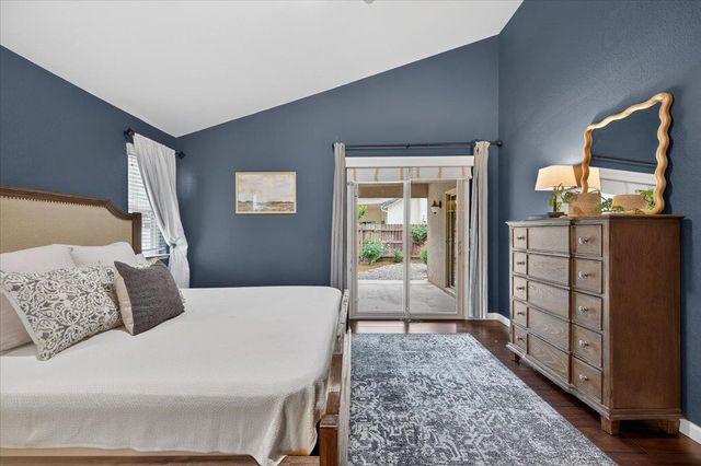 2873 E El Paso Avenue, Fresno, CA 93720