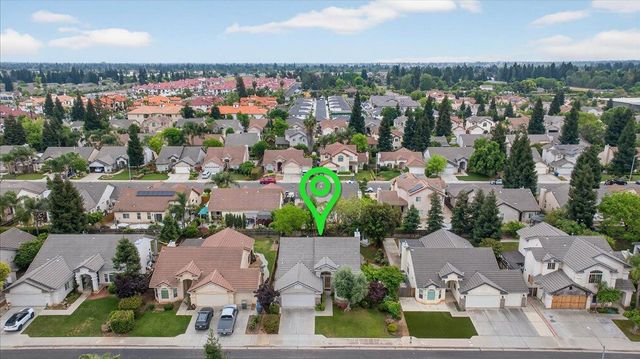 2873 E El Paso Avenue, Fresno, CA 93720