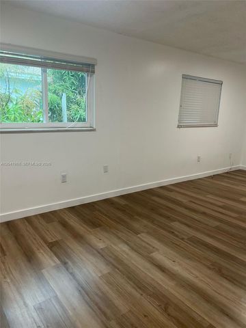 2611 NE 204th Ter, Miami, FL 33180
