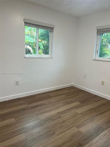 2611 NE 204th Ter, Miami, FL 33180