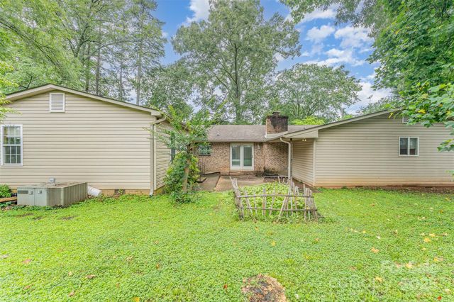 203 Ewing Drive, Belmont, NC 28012