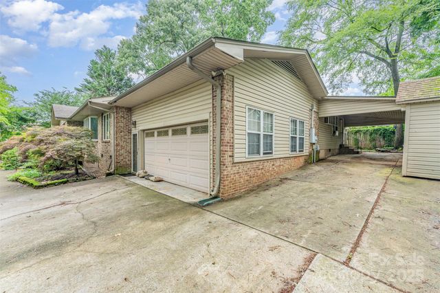 203 Ewing Drive, Belmont, NC 28012