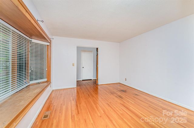 203 Ewing Drive, Belmont, NC 28012