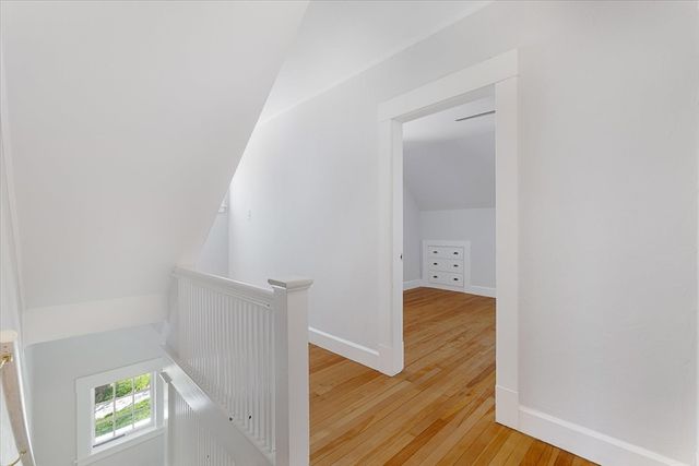 4 Chamberlain Pkwy, Worcester, MA 01602