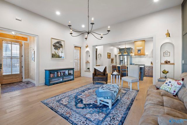 3267 Hardin Road, Guntersville, AL 35976