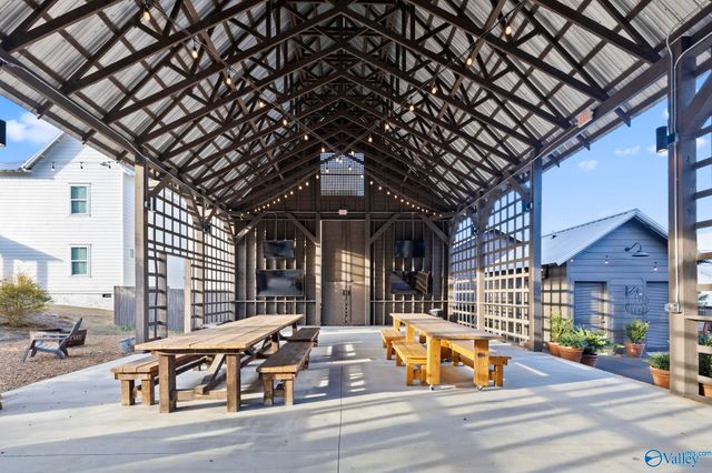 3267 Hardin Road, Guntersville, AL 35976