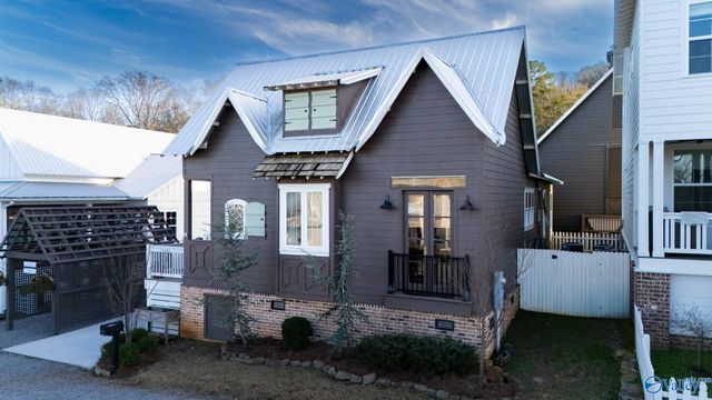 3267 Hardin Road, Guntersville, AL 35976