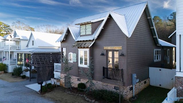 3267 Hardin Road, Guntersville, AL 35976