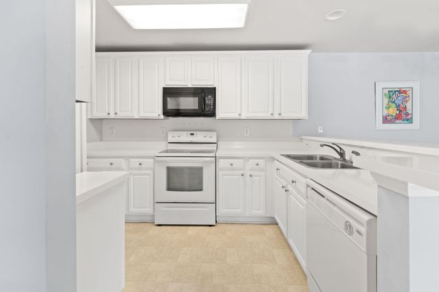 120 Veranda Way Unit B, Murrells Inlet, SC 29576
