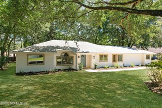 704 CHARMWOOD Drive, St. Augustine, FL 32086