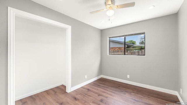6311 Macaw, San Antonio, TX 78218
