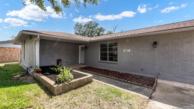 6311 Macaw, San Antonio, TX 78218