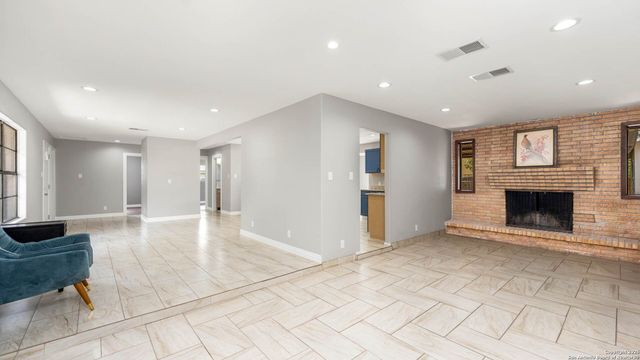 6311 Macaw, San Antonio, TX 78218