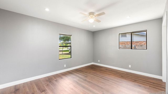 6311 Macaw, San Antonio, TX 78218