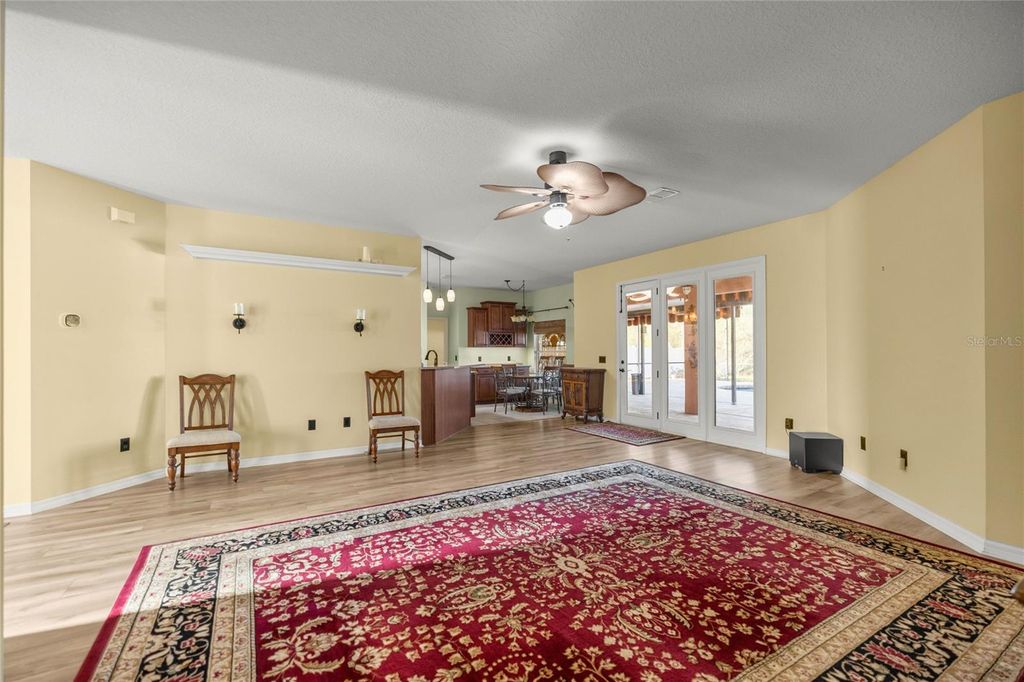 Image 11 of property listing at 11619 SW 50TH CIRCLE, Ocala, FL 34476