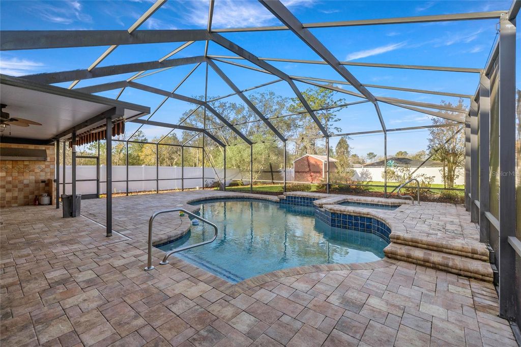 Image 4 of property listing at 11619 SW 50TH CIRCLE, Ocala, FL 34476