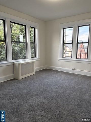 805 Red Road D4, Teaneck, NJ 07666
