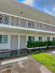 10 NW 77th St 8, Miami, FL 33150