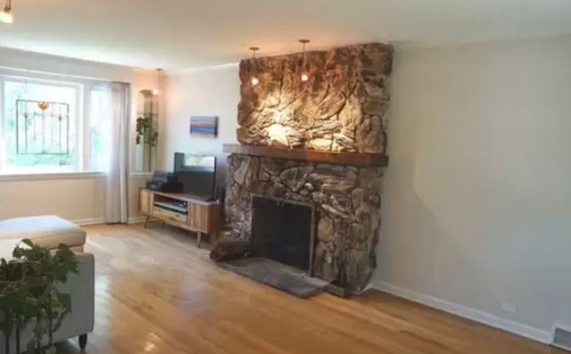 6843 Tripp Avenue, Lincolnwood, IL 60712