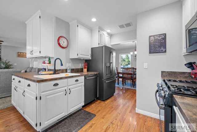 3065 Devonwood, Ammon, ID 83406