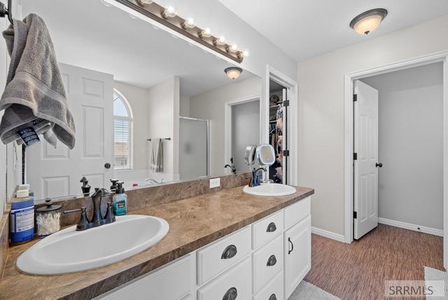3065 Devonwood, Ammon, ID 83406