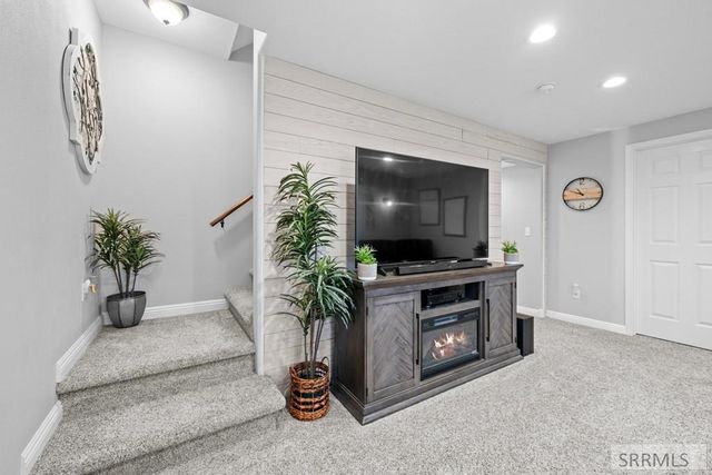 3065 Devonwood, Ammon, ID 83406