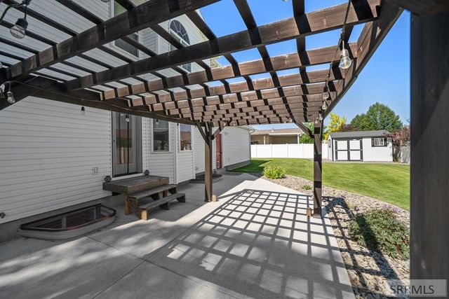 3065 Devonwood, Ammon, ID 83406