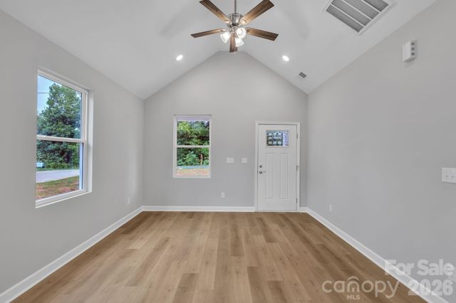 208 N Railroad Avenue, East Spencer, NC 28039