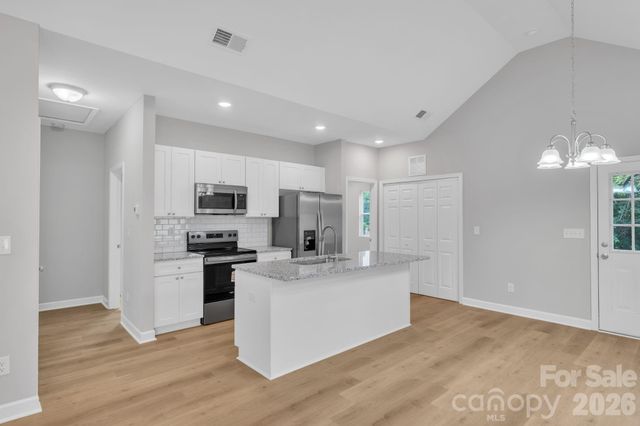 208 N Railroad Avenue, East Spencer, NC 28039