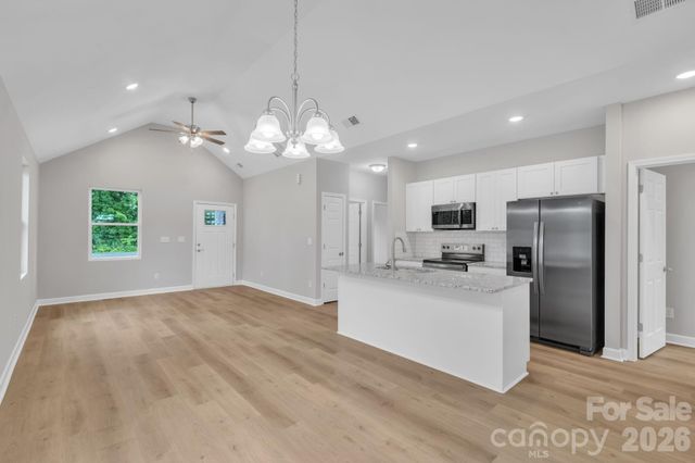 208 N Railroad Avenue, East Spencer, NC 28039