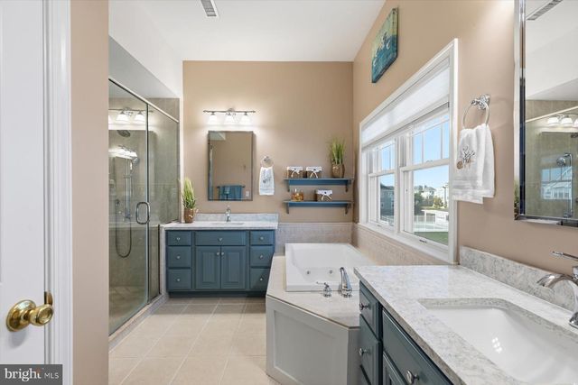 18 S SHORE DR, North Bethany, DE 19930