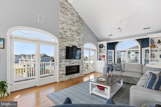 18 S SHORE DR, North Bethany, DE 19930