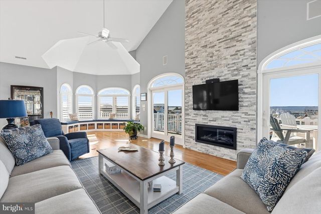 18 S SHORE DR, North Bethany, DE 19930