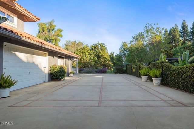 12250 Linda Flora Drive, Ojai, CA 93023