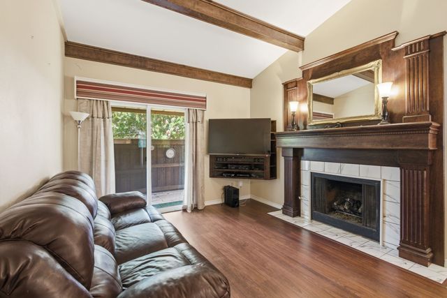 9621 Summerhill Lane, Dallas, TX 75238