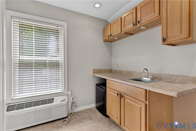 242 Monath Rd, Richmond, VA 23236