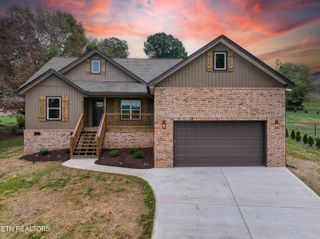 413 Commanche Tr, Seymour, TN 37865