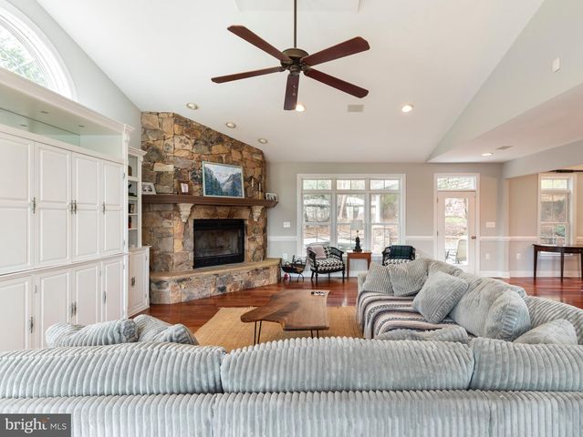 4752 GREENE LOVE LN, Marshall, VA 20115