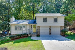 978 Chartley Drive SW, Lilburn, GA 30047