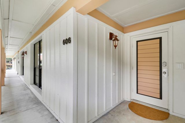 606 BRACKENWOOD Cove, Palm Beach Gardens, FL 33418