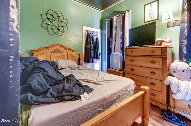 92-94 Washington Street, Gloversville, NY 12078